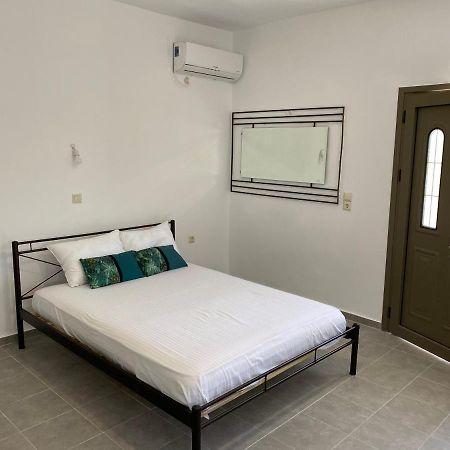 Central Areopolis Rooms 阿里奥波利斯 外观 照片