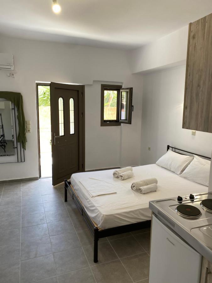 Central Areopolis Rooms 阿里奥波利斯 外观 照片